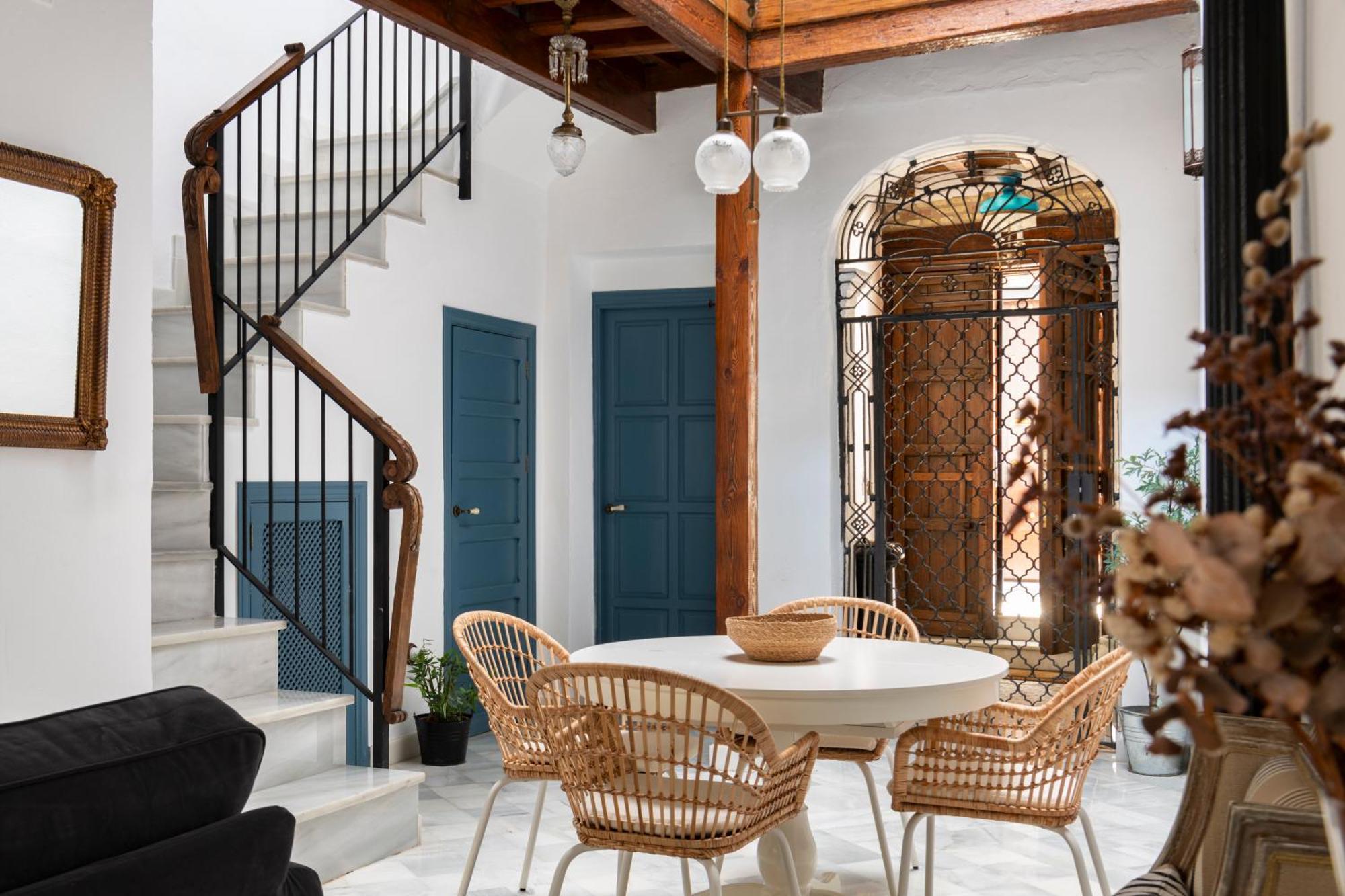 Magno Apartments Virgenes Luxury House Seville Exterior photo
