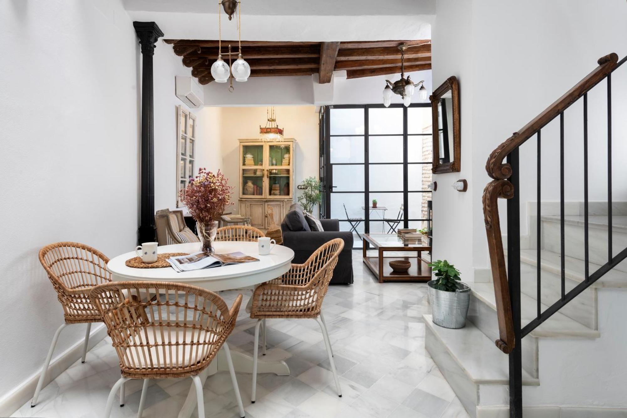 Magno Apartments Virgenes Luxury House Seville Exterior photo